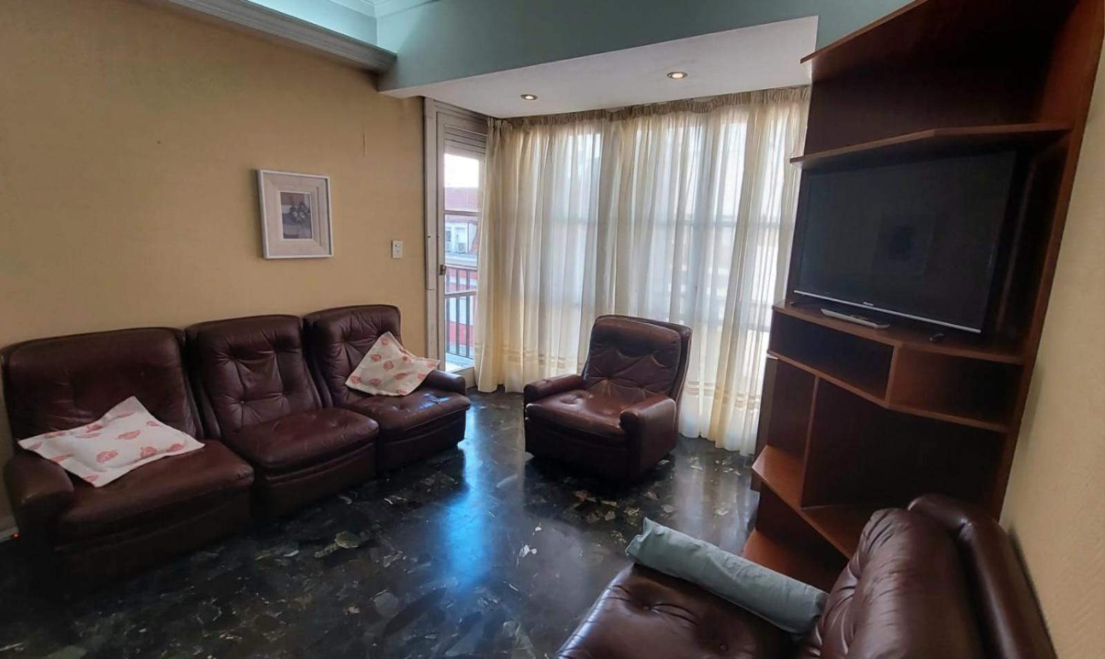 Apartamento Muy Amplio Departamento En El Centro A Cuadras Del Mar Y Casino
