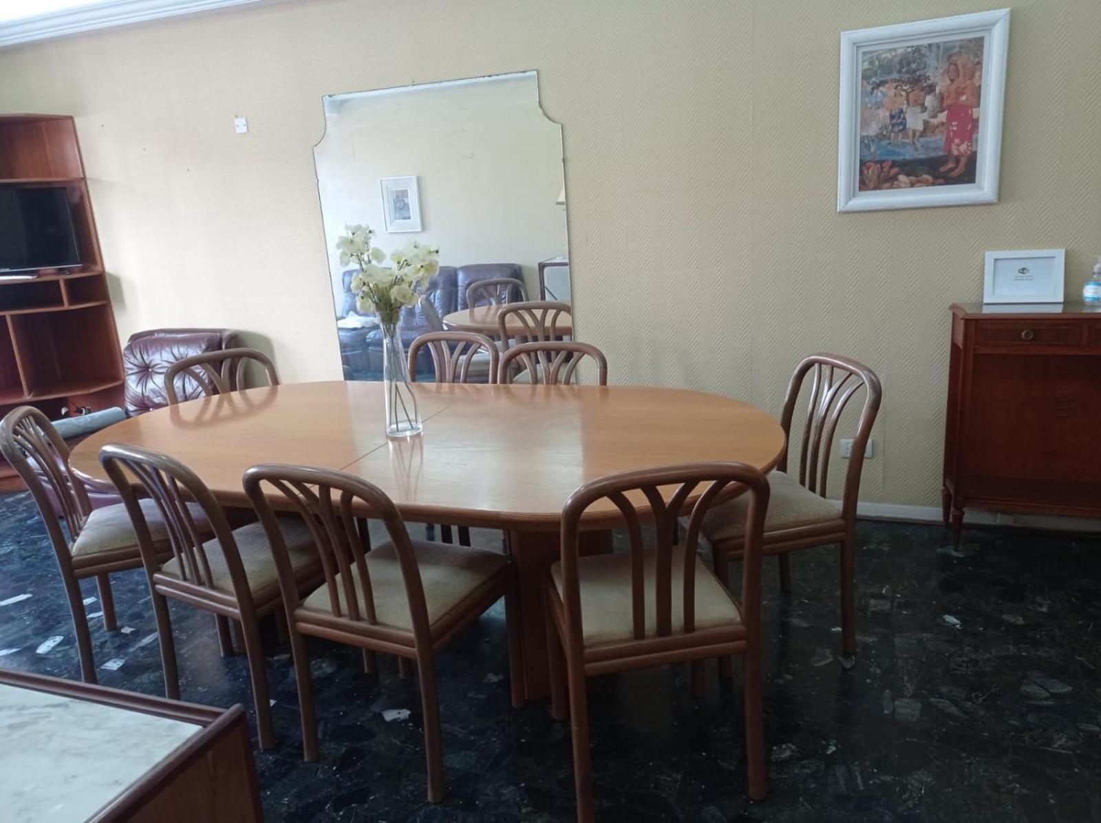 Muy Amplio Departamento En El Centro A Cuadras Del Mar Y Casino * Mar del Plata