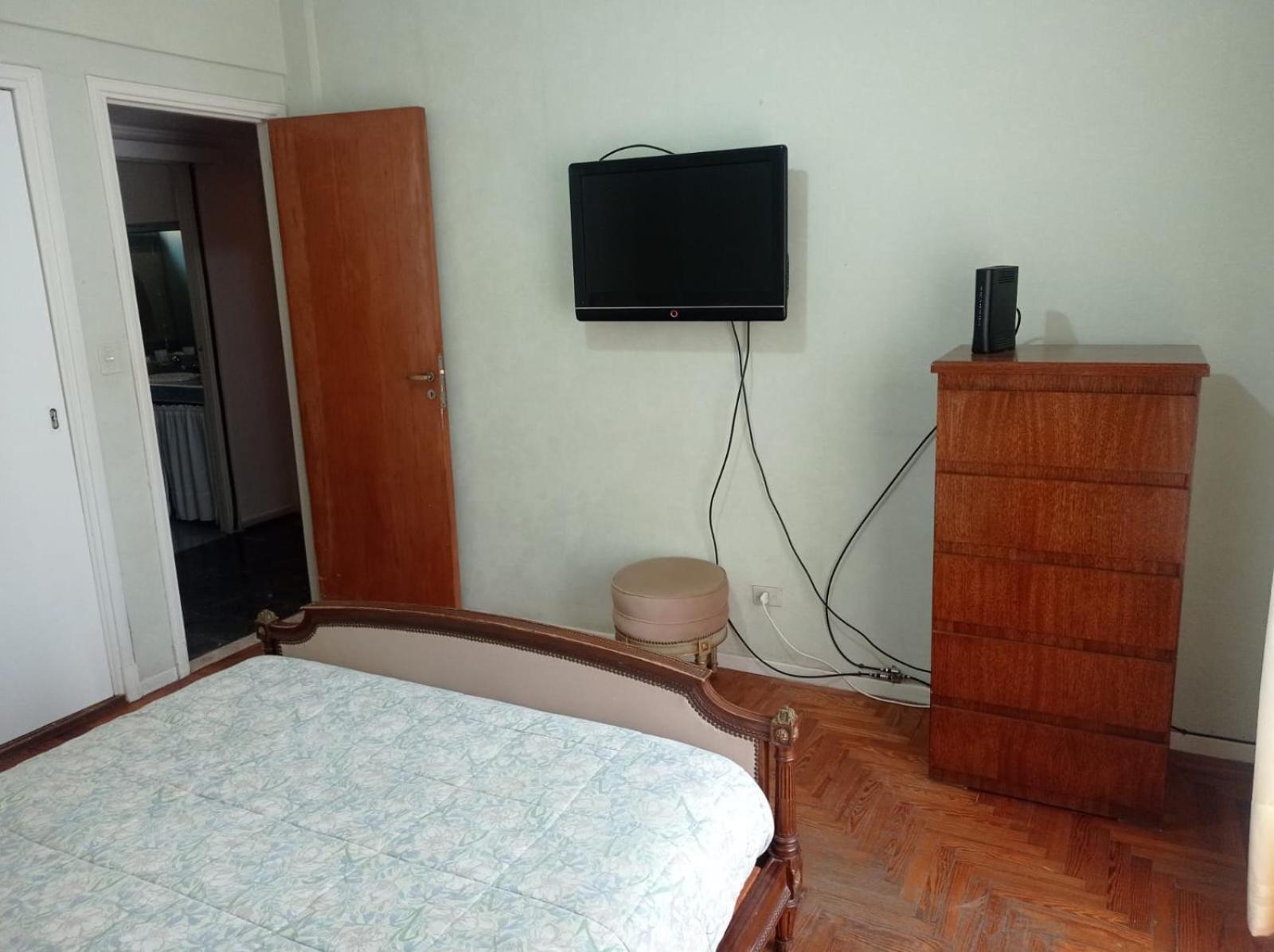 Muy Amplio Departamento En El Centro A Cuadras Del Mar Y Casino Apartment